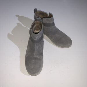 Vionic Romy Boots Womens Size 8.5 Gray Suede Ankle Wedge Zip Booties Comfort
